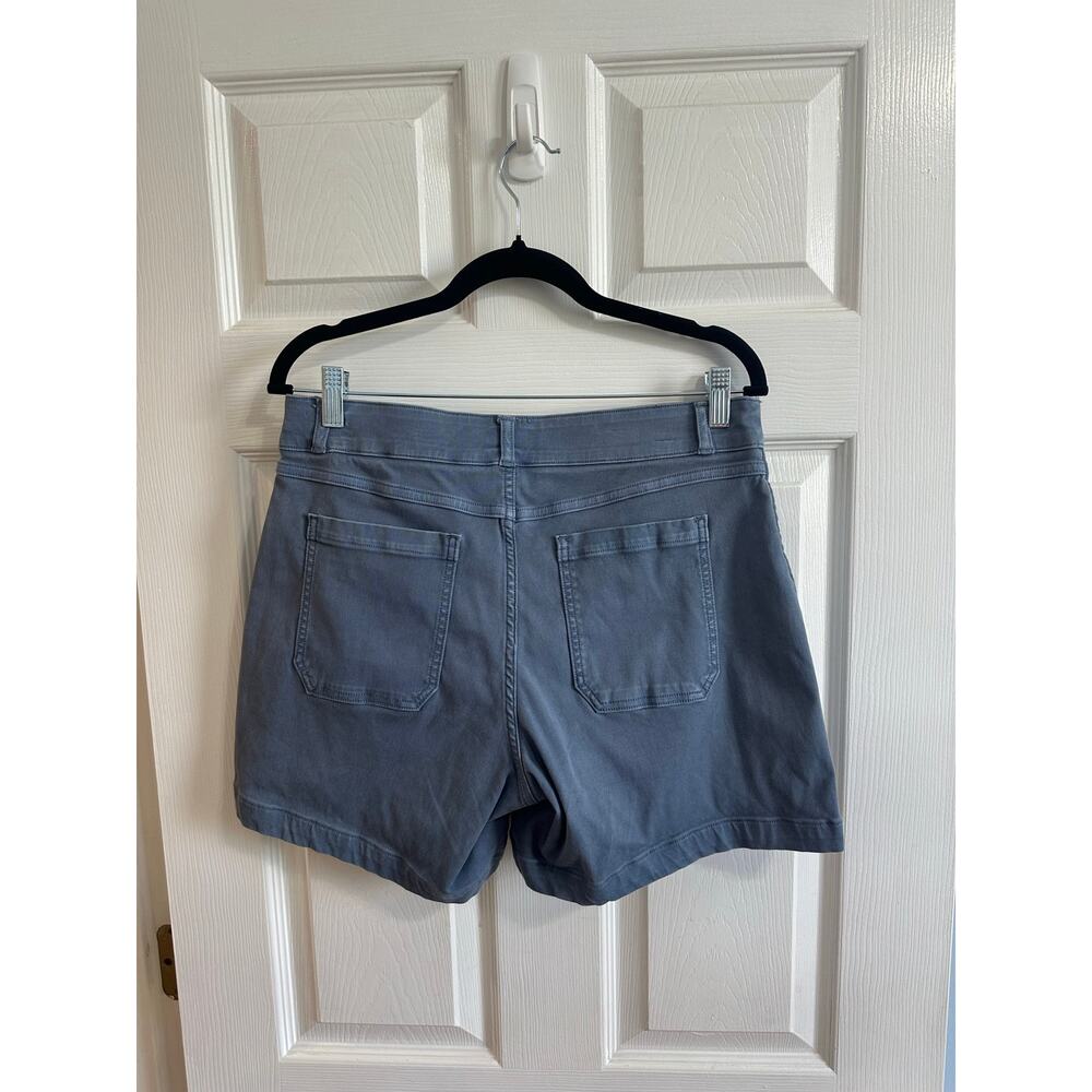 Spanx 6” Twill Shorts Blue Sz L Pull On Stretchy Casual Women Nice! - Picture 2 of 6